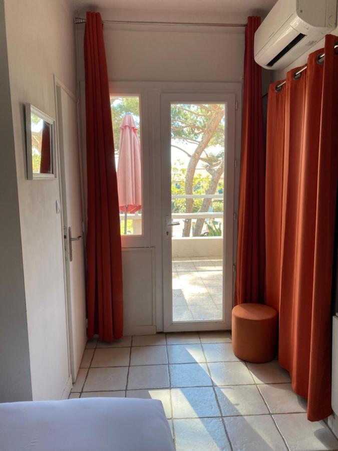 Logis Hotel Restaurant Le Kalliste Hyères Kültér fotó