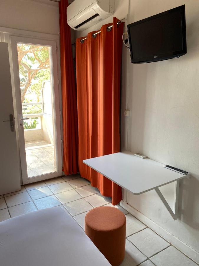 Logis Hotel Restaurant Le Kalliste Hyères Kültér fotó
