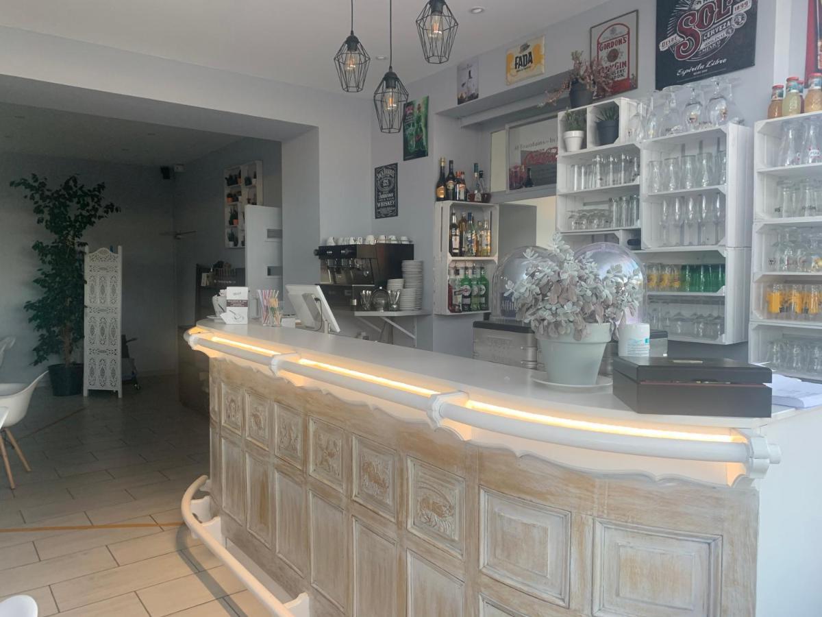 Logis Hotel Restaurant Le Kalliste Hyères Kültér fotó