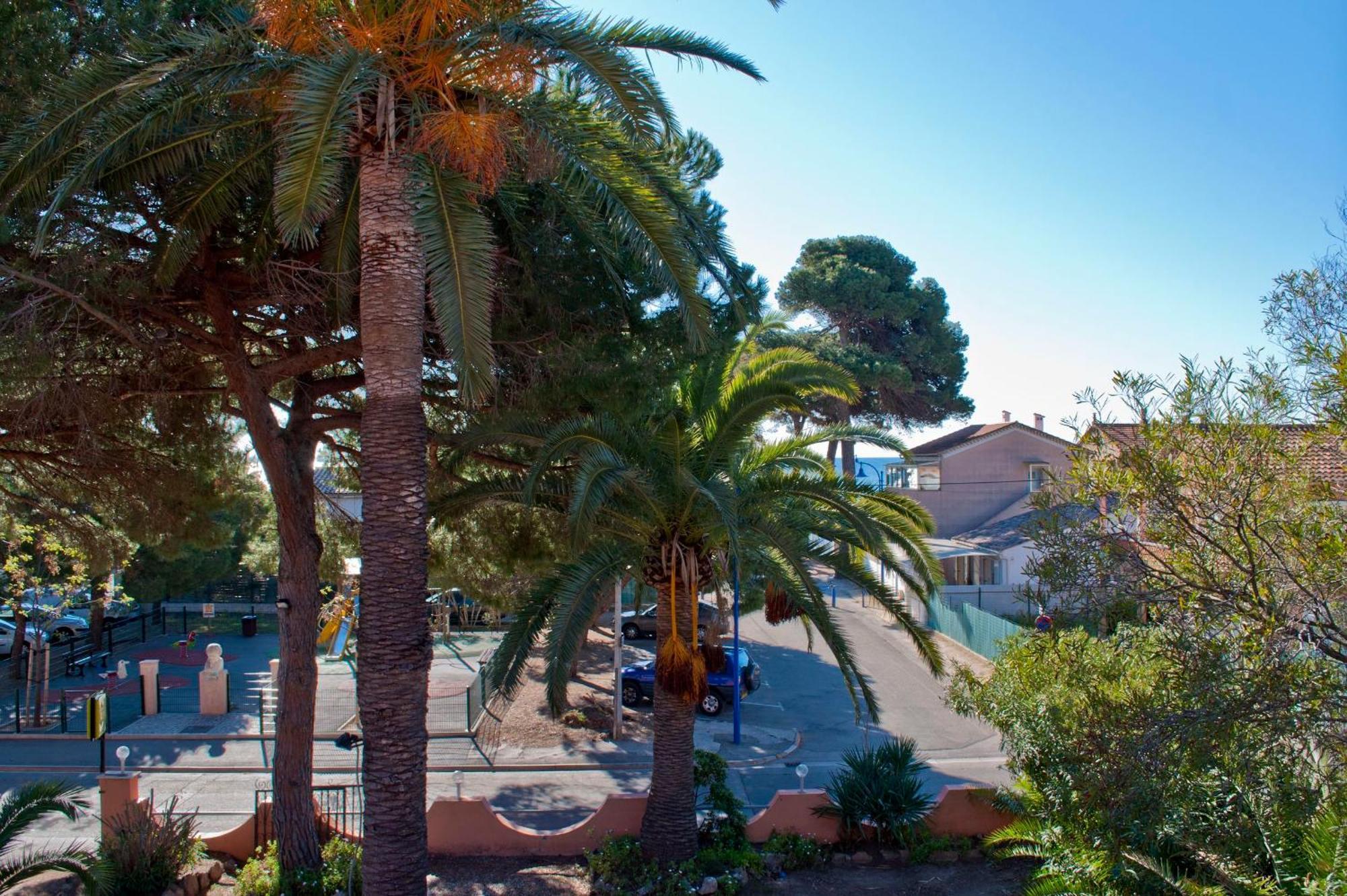 Logis Hotel Restaurant Le Kalliste Hyères Kültér fotó